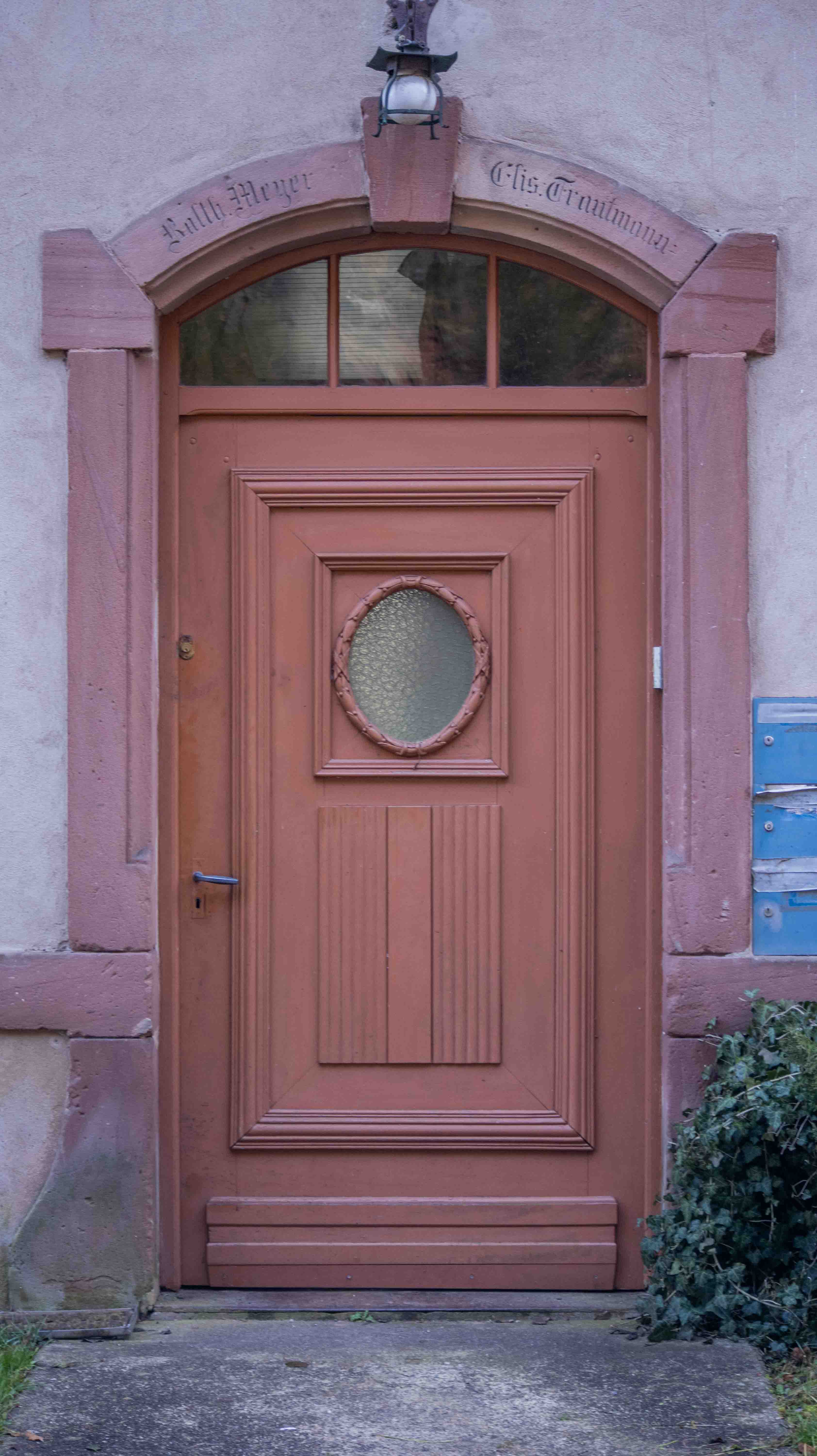HANVILLER_01.jpg