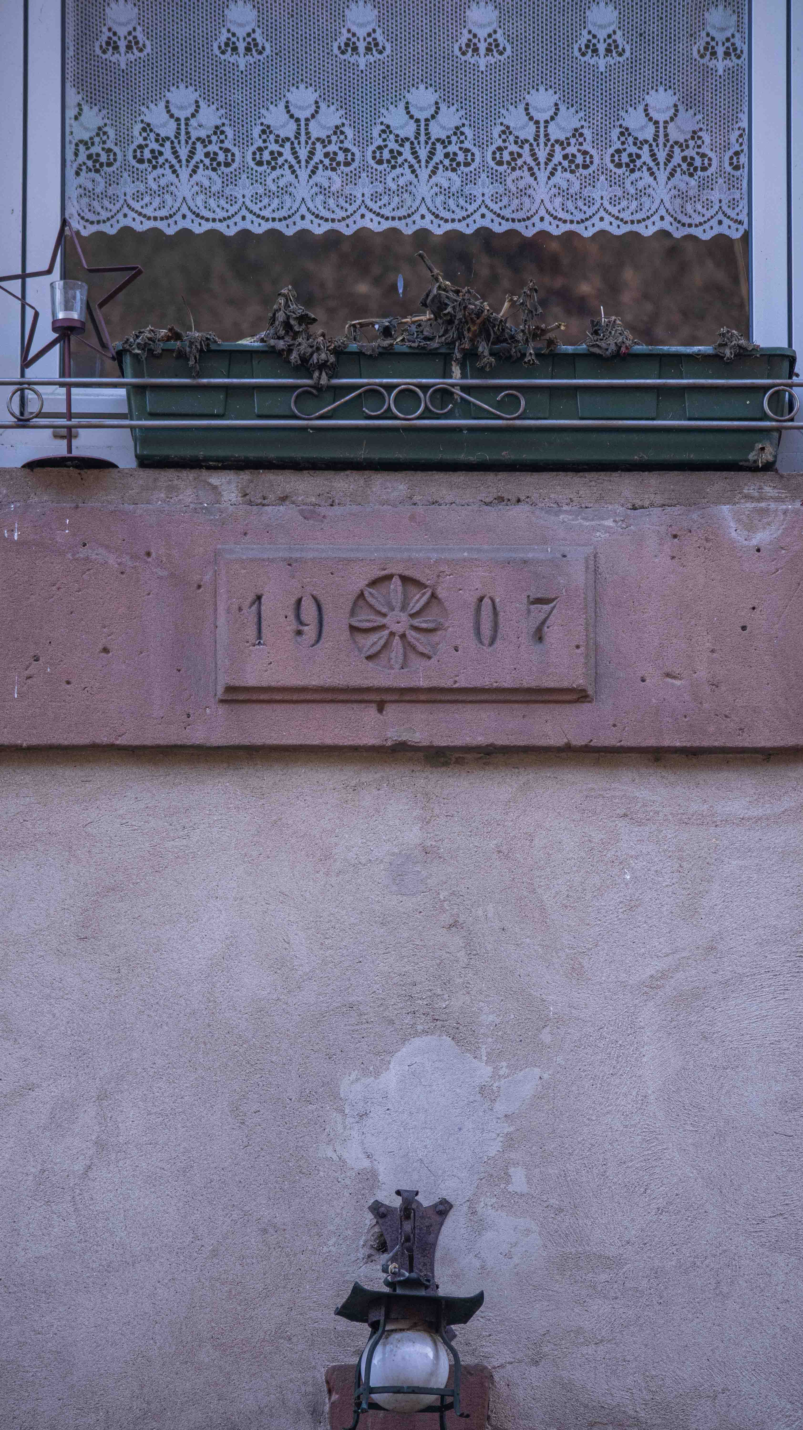 HANVILLER_02.jpg