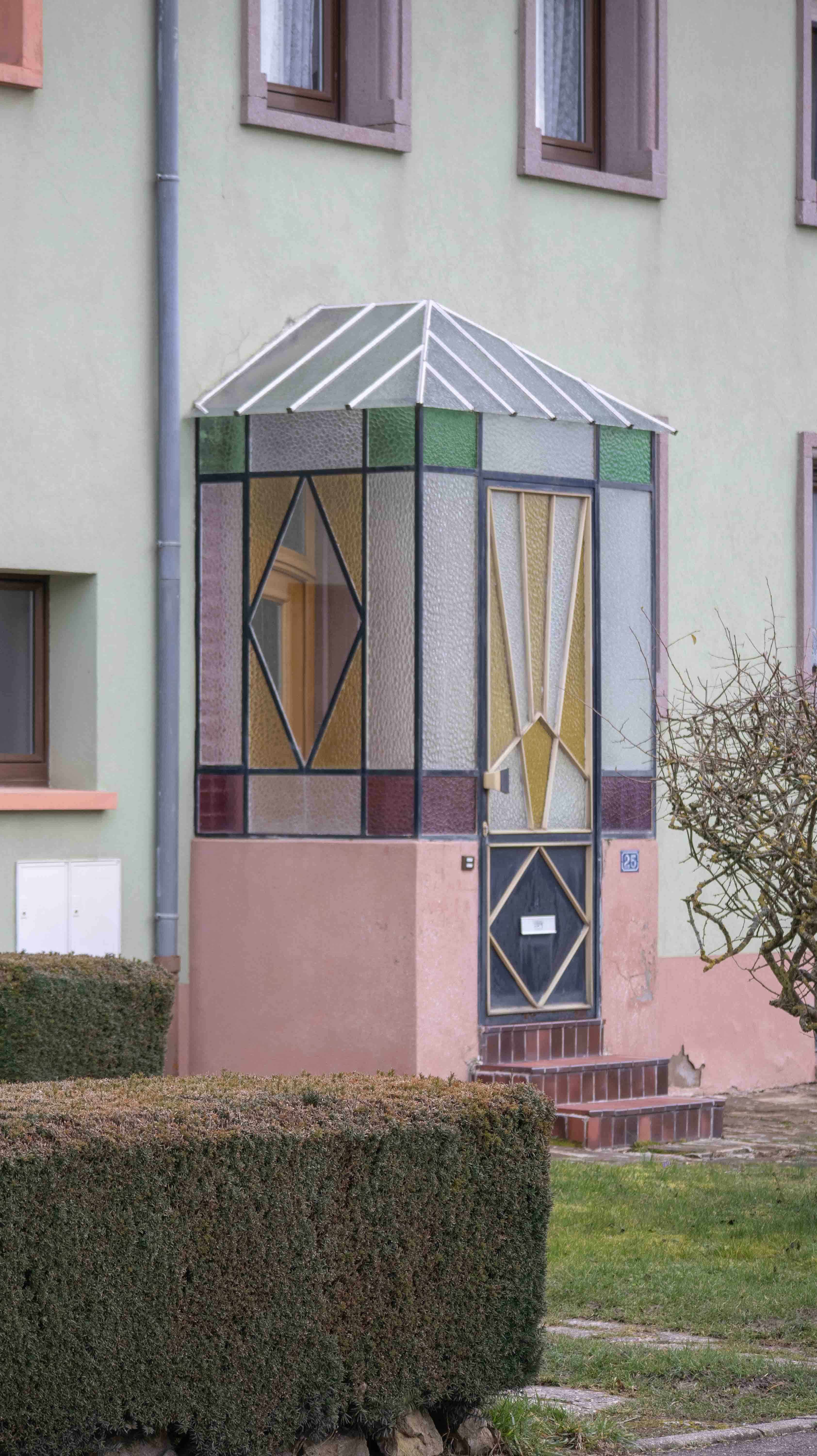 OMERSVILLER_02.jpg